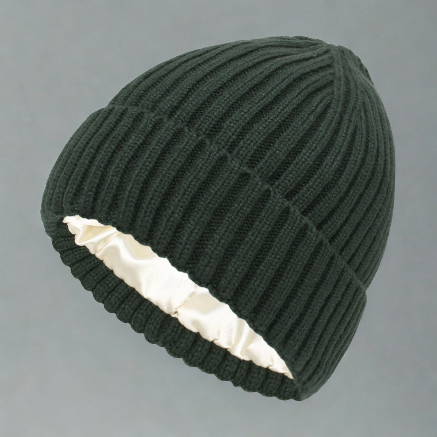 Satin-Lined Beanie – No Frizz, No Breakage & Warm